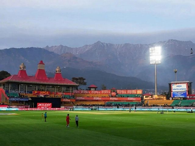RCB vs GT Qualifier 1: Dharamshala Pitch Favors Pacers in High-Scoring Clash